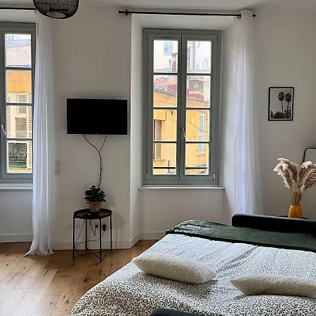 Apartment Centre Vieilleville *
